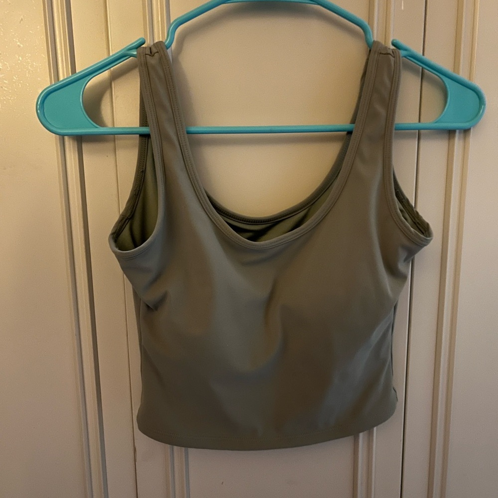 Klassy Scoop Neck Brami